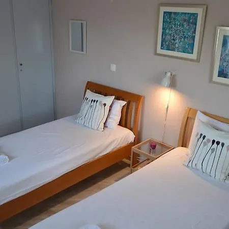 Peaceful House Loutraki Village *
